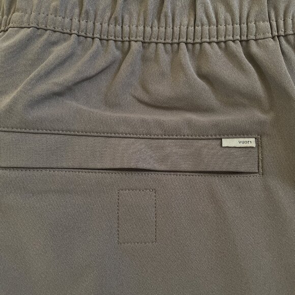 NEW Vuori Mens Meta Elastic Waist Pull-On Pants NWT S Cocoa Performance Knit - Picture 8 of 13